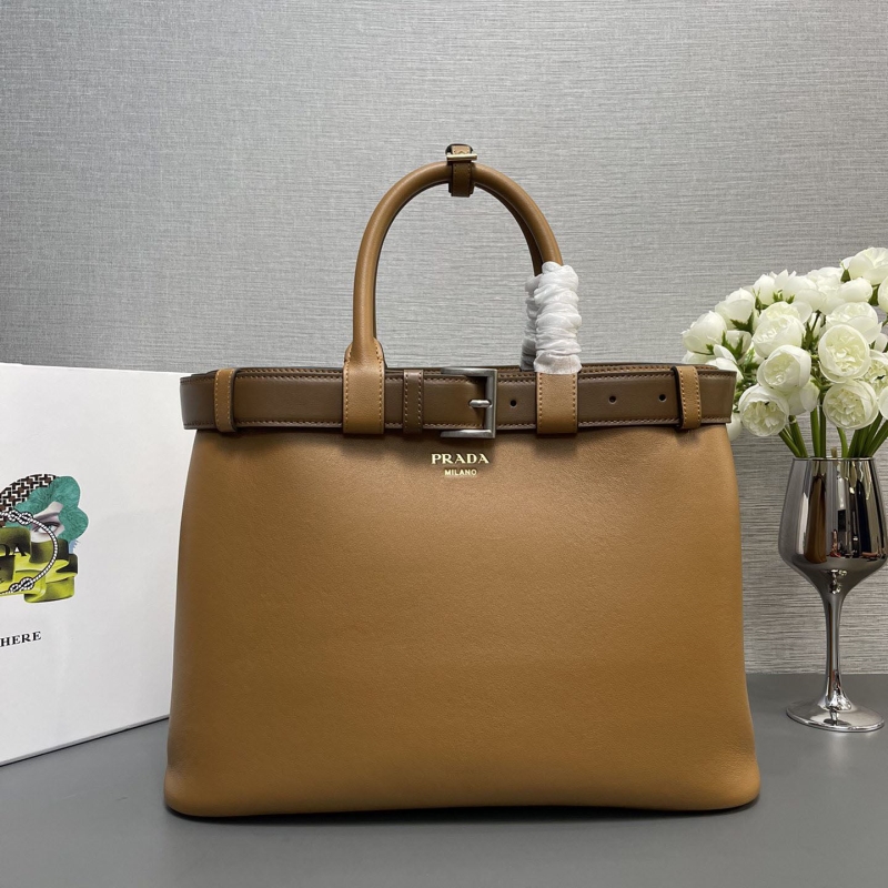 Pra*a top handle bags